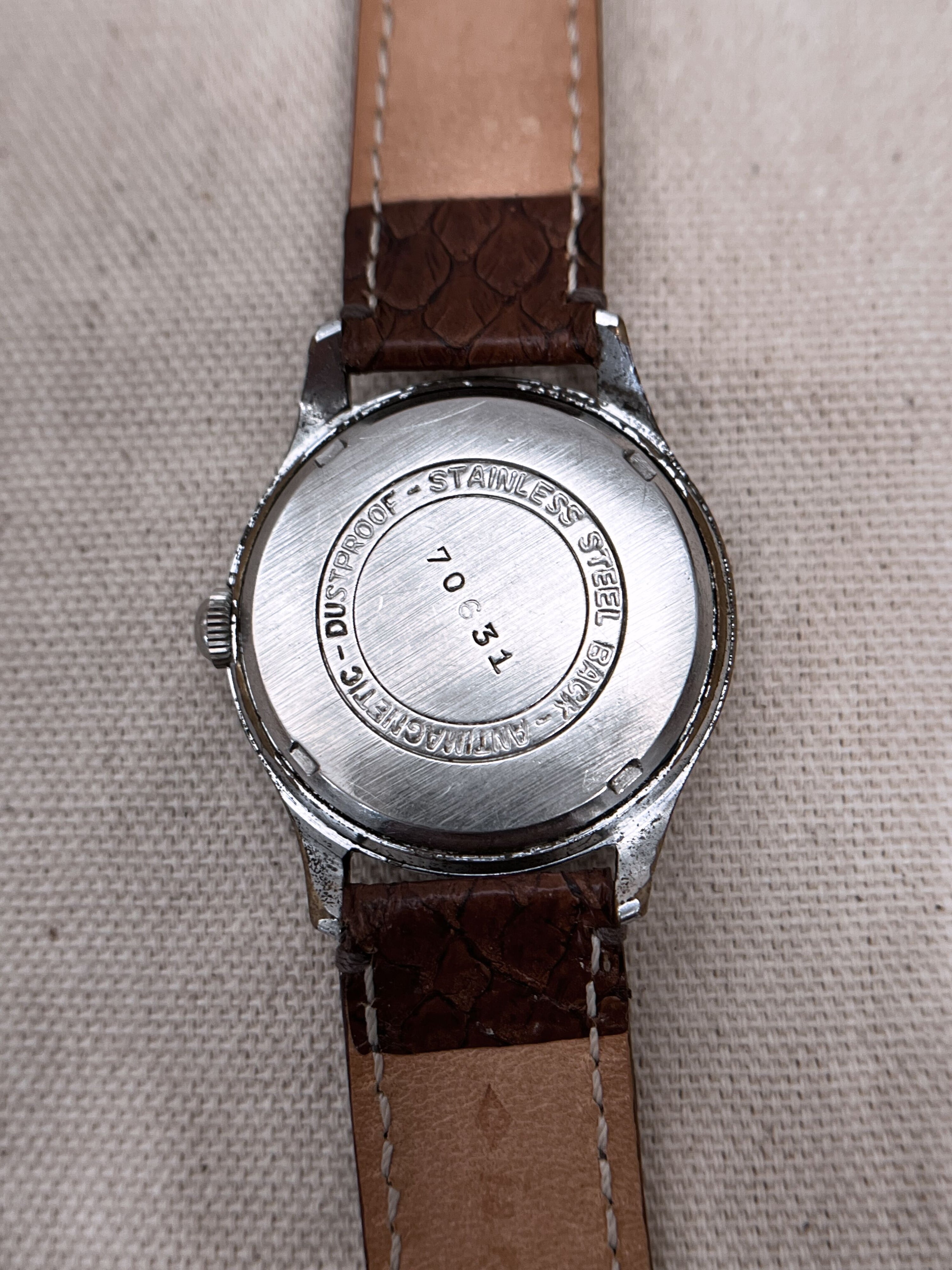 1950 Tylex cadran bi-colore or