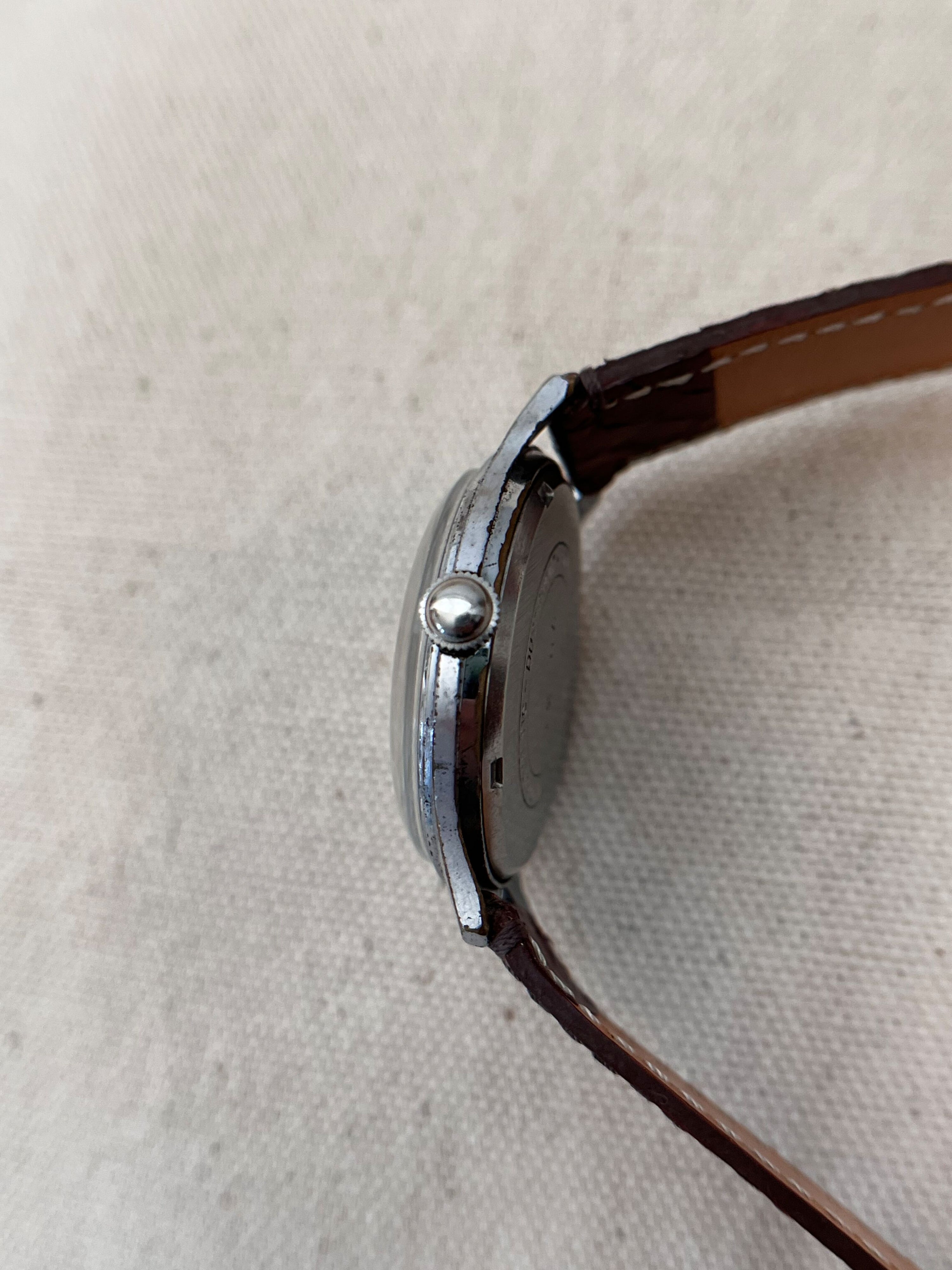 1950 Tylex cadran bi-colore or