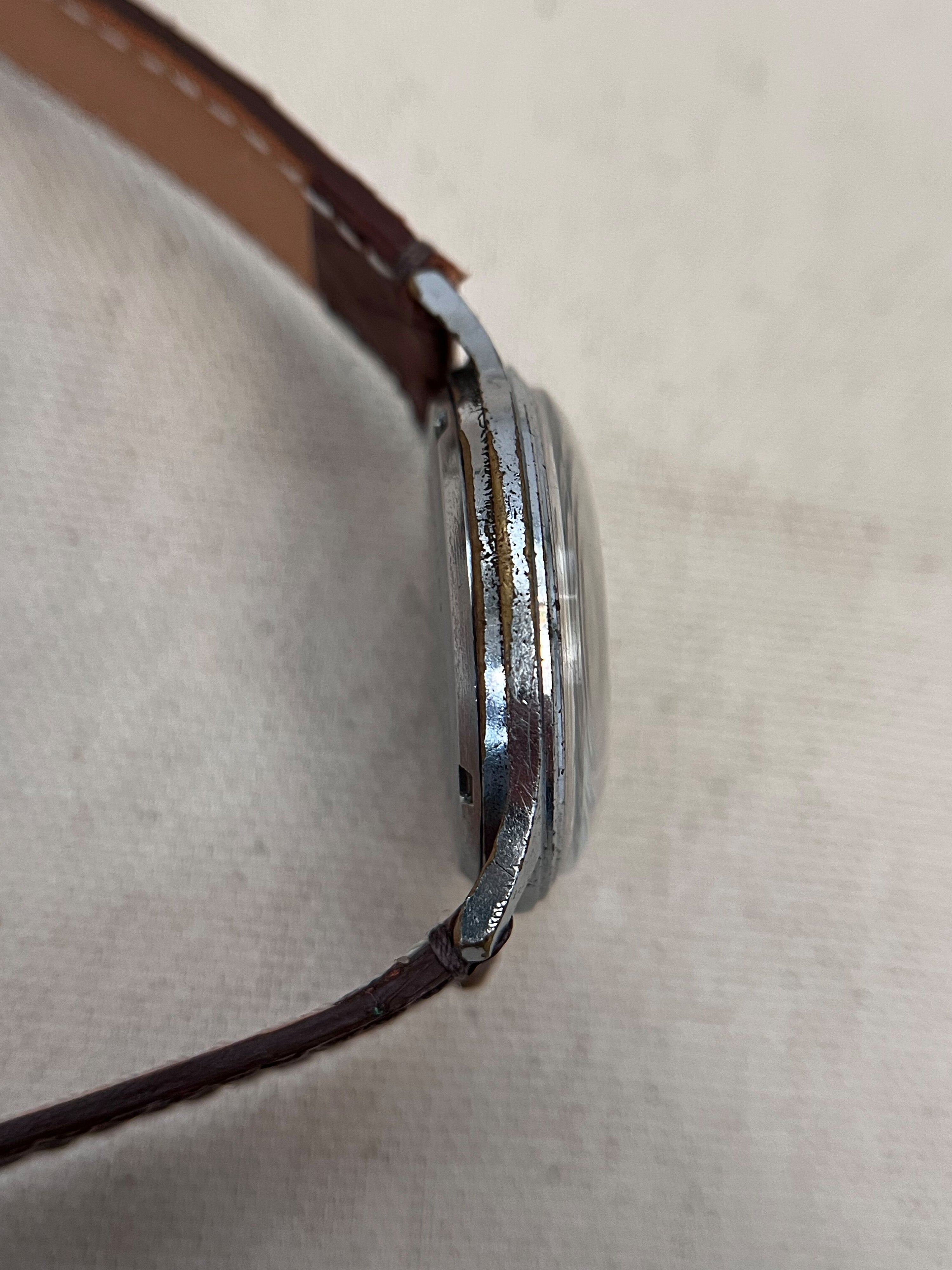 1950 Tylex cadran bi-colore or