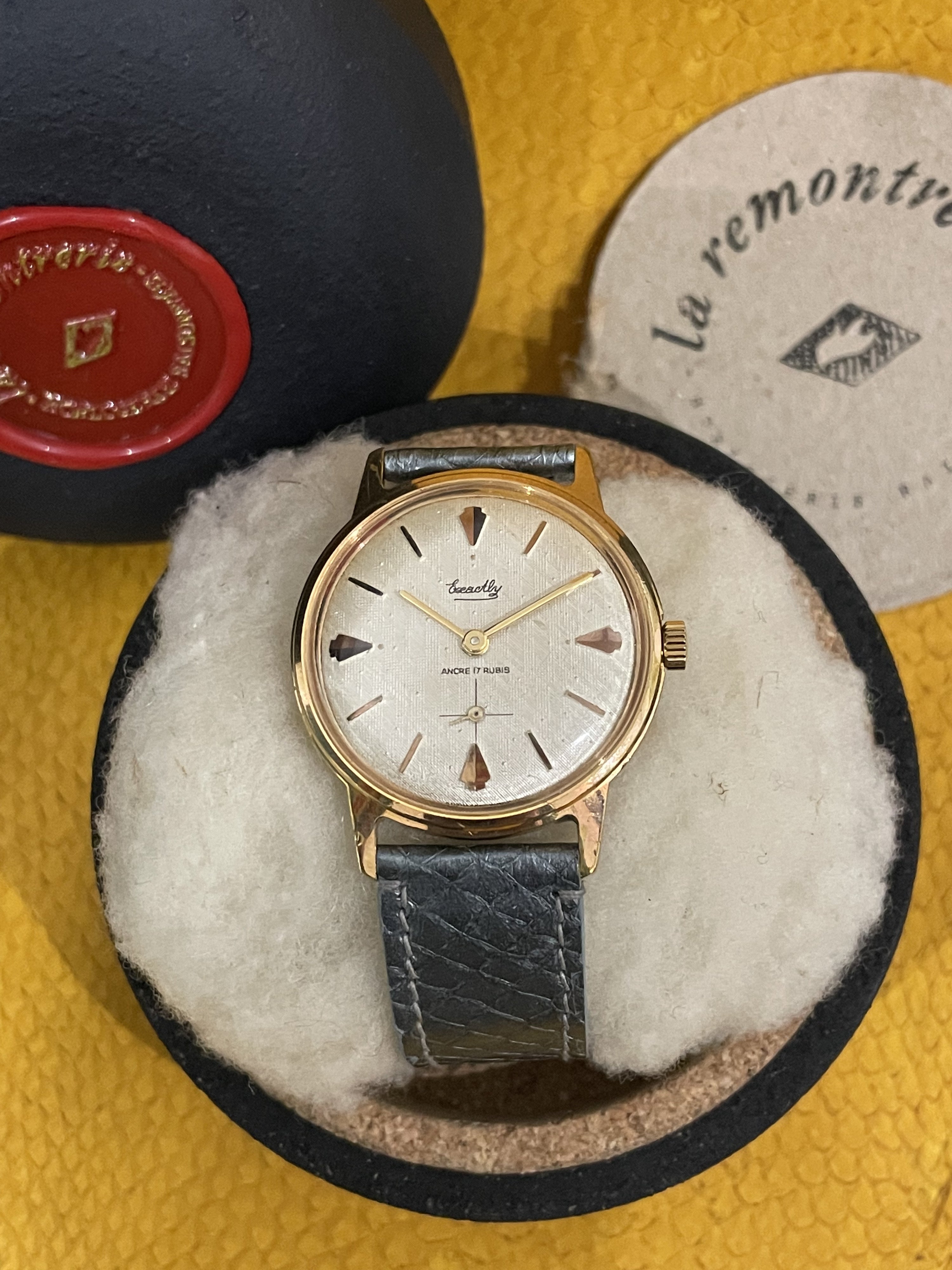 1960 Exactly dorée