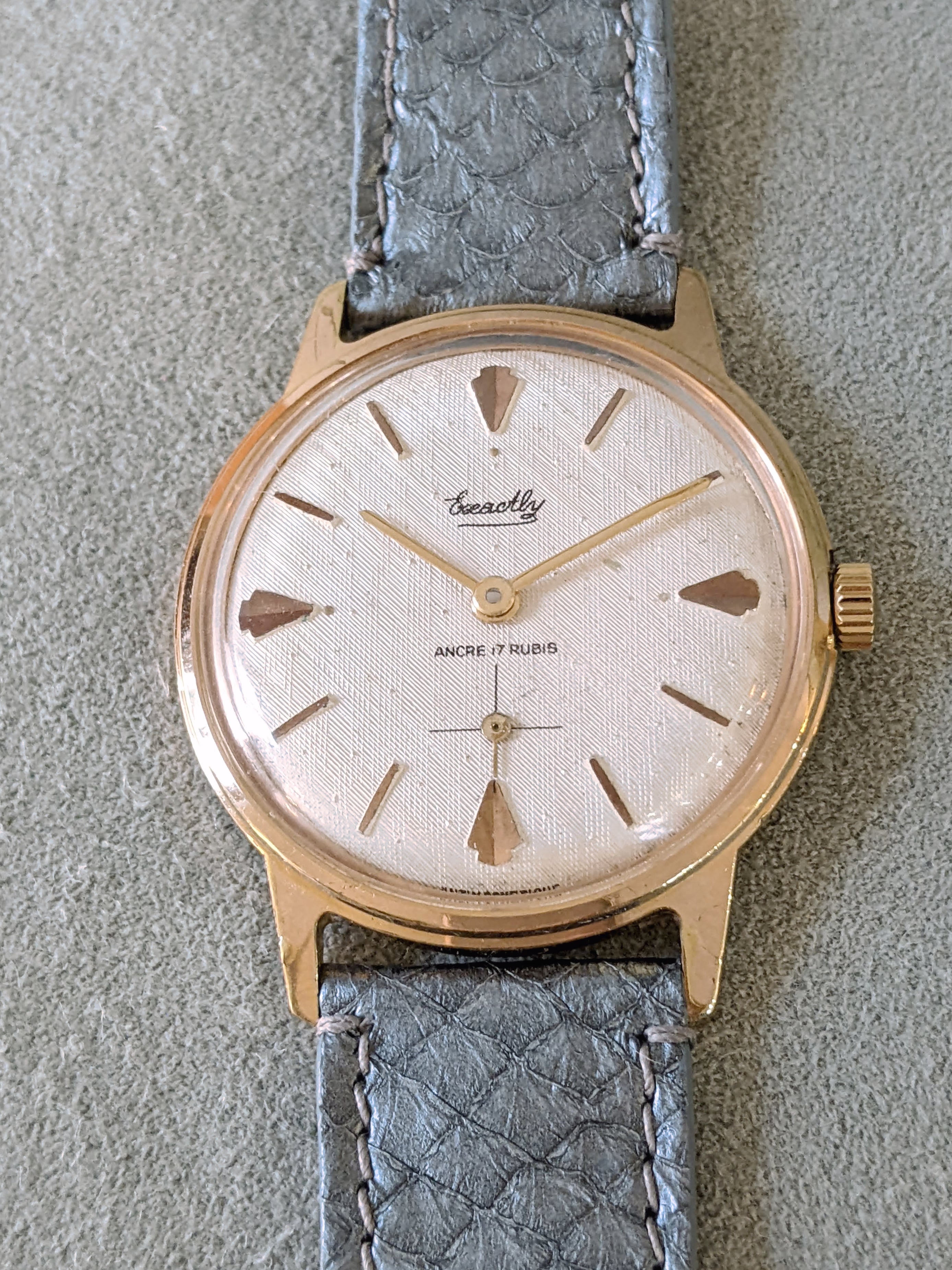 1960 Exactly dorée
